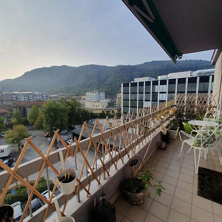 Charming Penthouse Near Como Lake Chiasso Ngoại thất bức ảnh