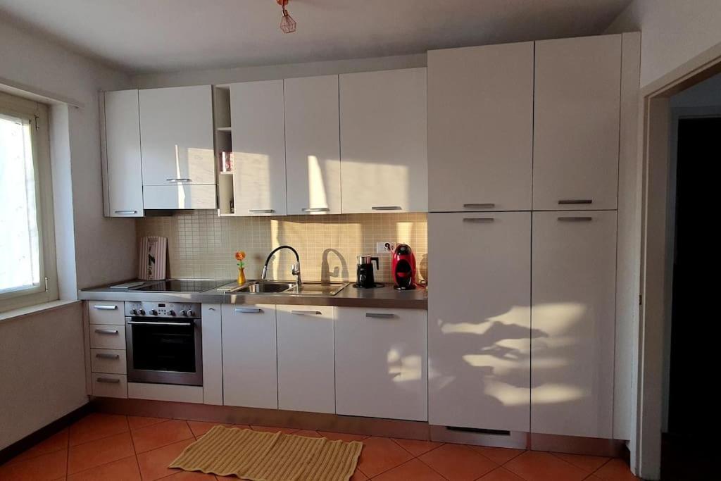 Charming Penthouse Near Como Lake Chiasso Ngoại thất bức ảnh